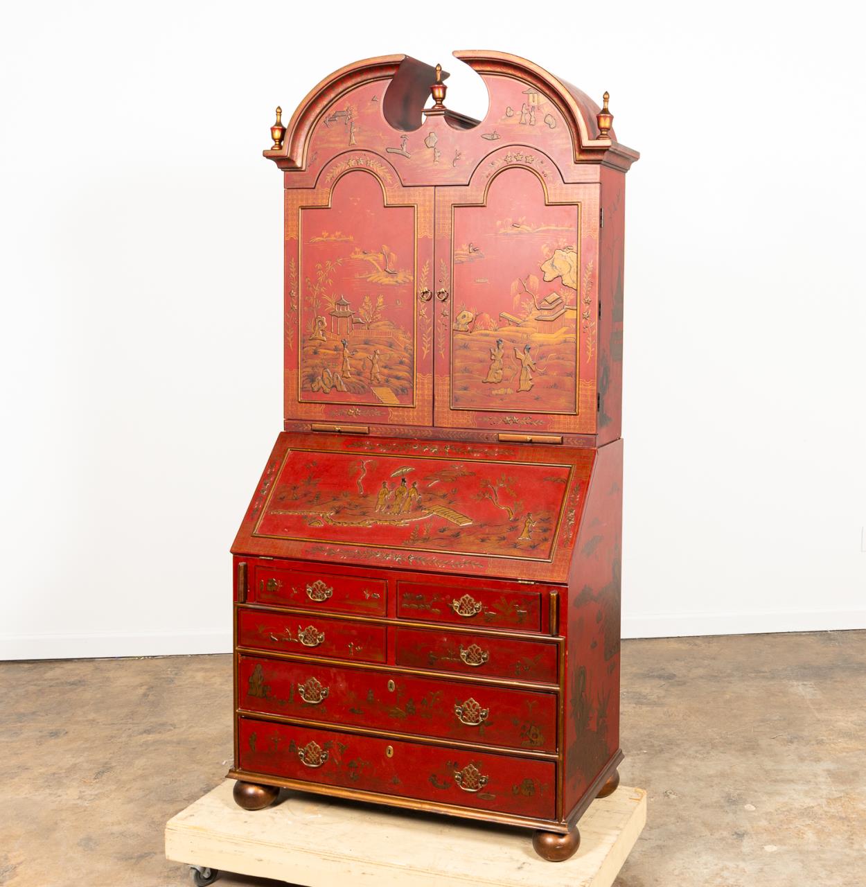 GEORGE I-STYLE SCARLET CHINOISERIE