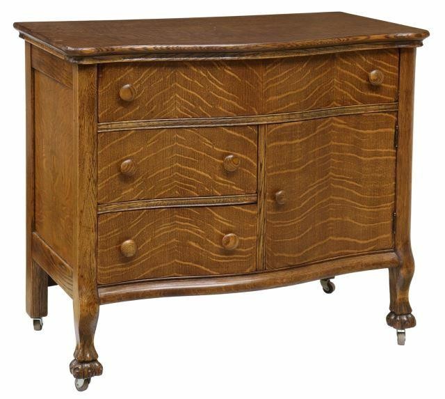 AMERICAN QUARTER SAWN OAK WASHSTAND,