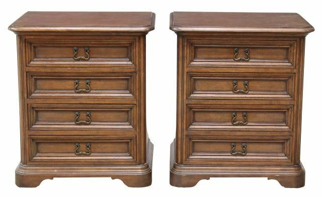  2 ITALIAN WALNUT BEDSIDE CABINETS pair  35a795