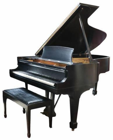 STEINWAY CLASSIC MODEL B EBONY