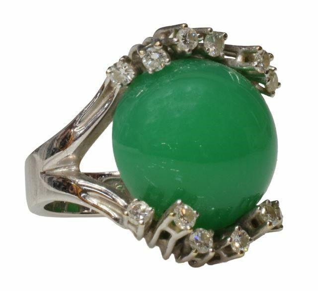 18K WHITE GOLD CHRYSOPRASE & 0.54CTTW