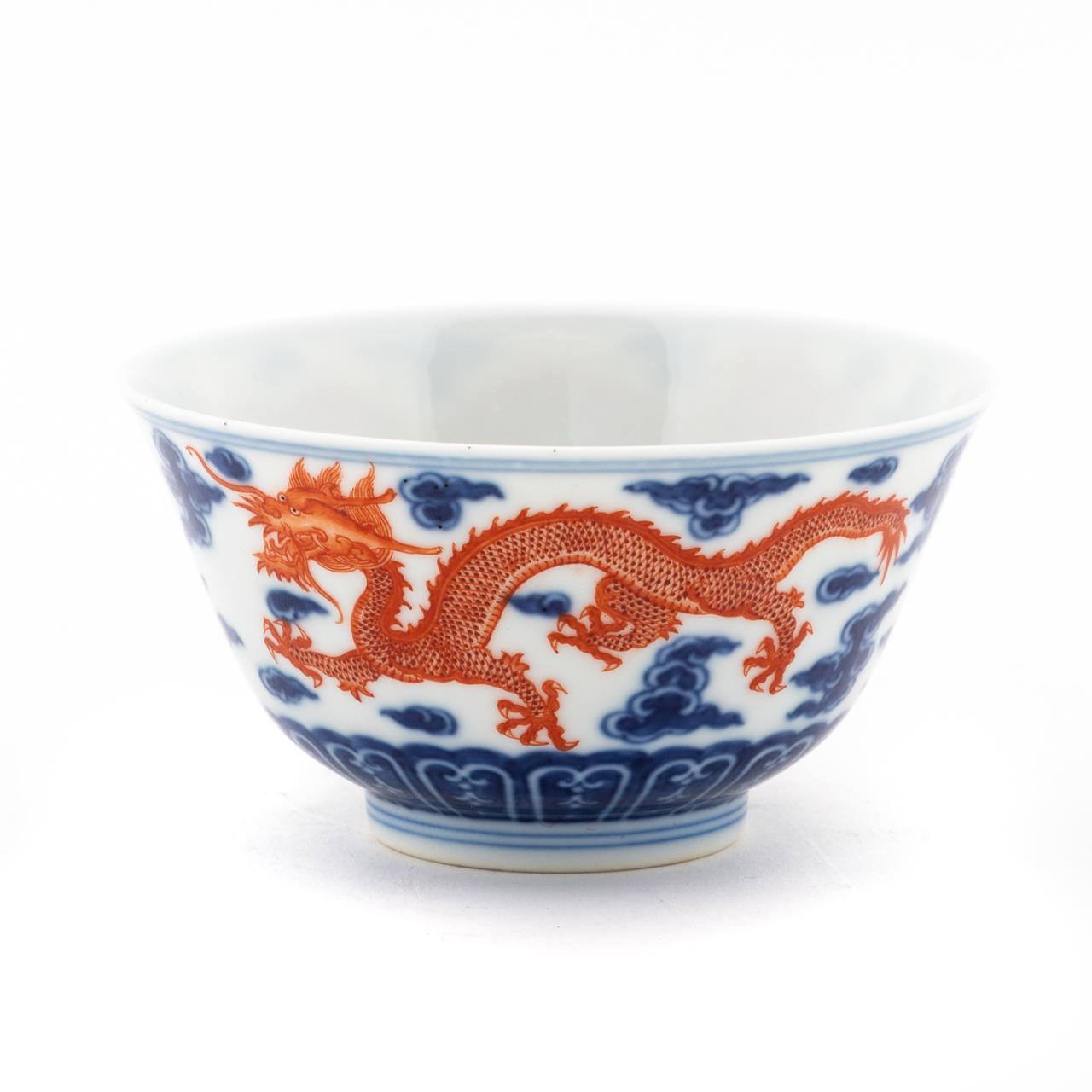 CHINESE BLUE WHITE CUP WITH IRON RED 35a8fe