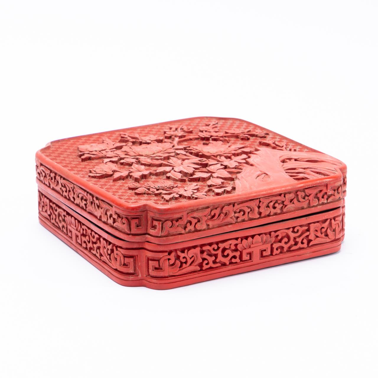 CHINESE LIDDED FLORAL CARVED SQUARE