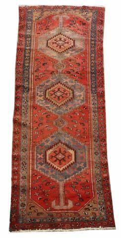 HAND TIED PERSIAN RUNNER 9 8 5  35abd7