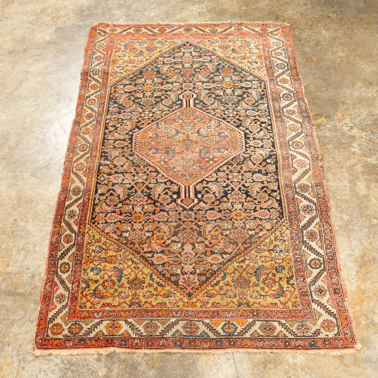 HAND WOVEN BIDJAR RUG Iran. Hand-woven