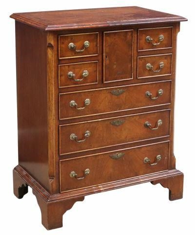 GEORGIAN STYLE MAHOGANY CHEST OF 35ace4