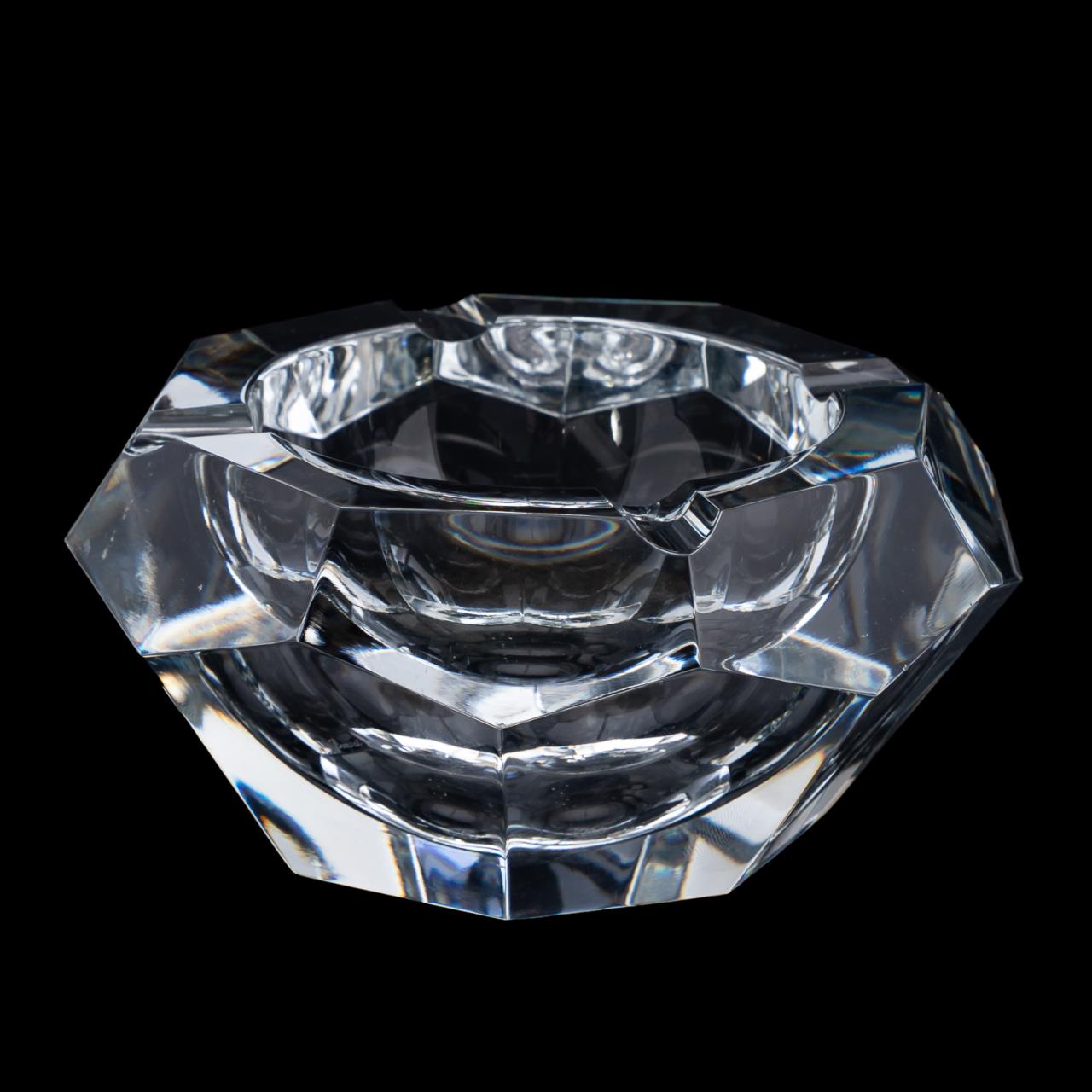 BACCARAT HEXAGONAL CRYSTAL ASHTRAY 35af0e