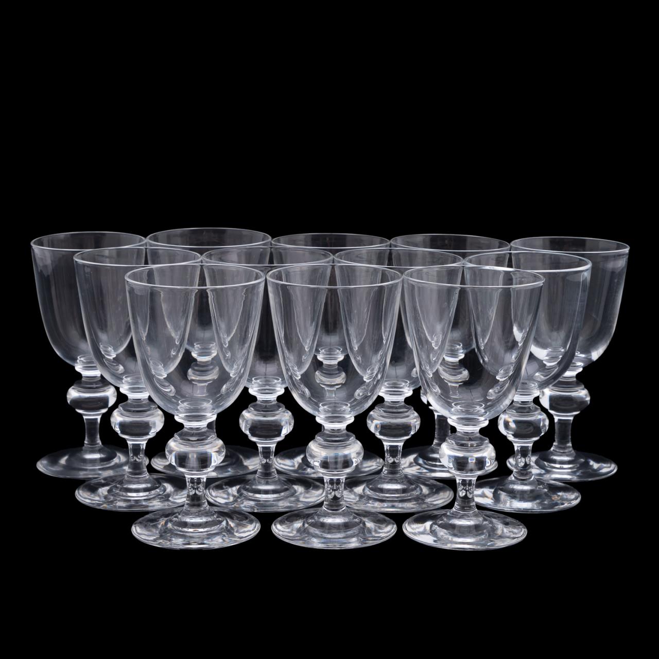 SET OF 12 STEUBEN RED WINE GLASSES  35af2a