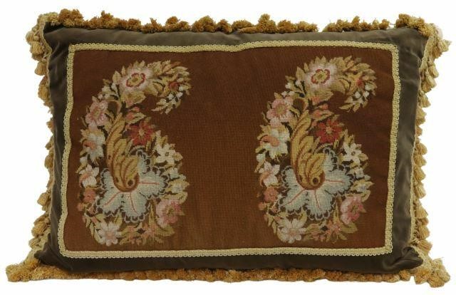 DECORATIVE FLORAL TAPESTRY-FRONT