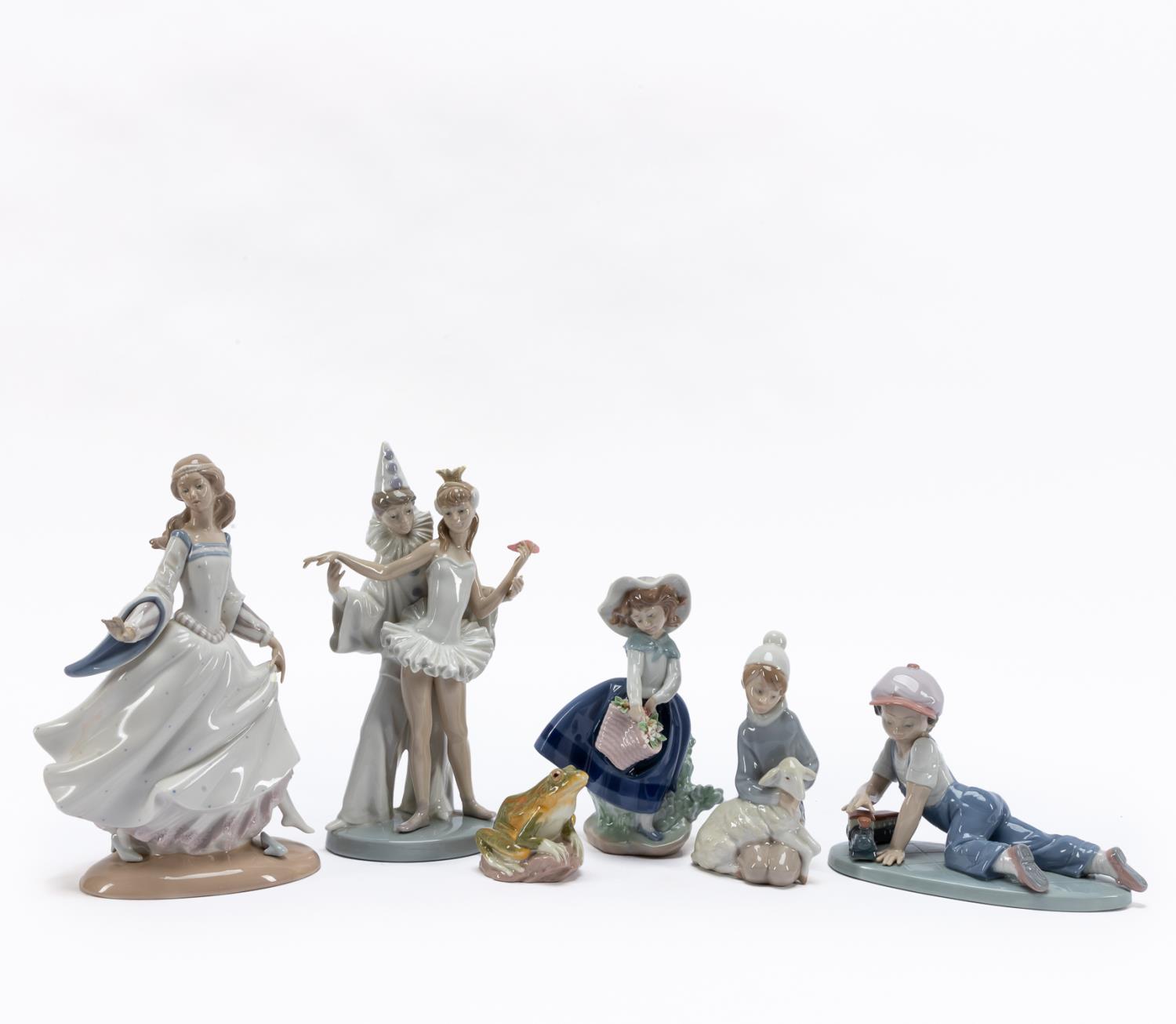 LLADRO GROUP OF SIX PORCELAIN 35b087