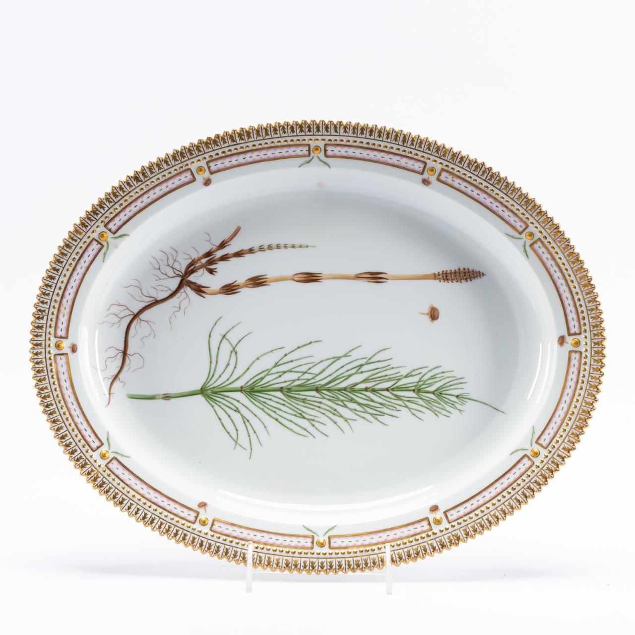 ROYAL COPENHAGEN FLORA DANICA PORCELAIN