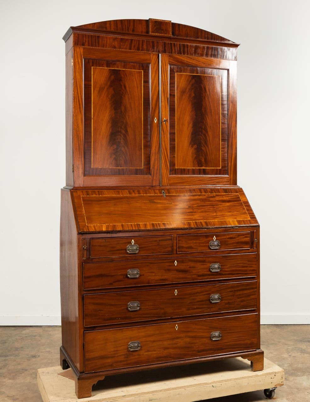 19TH C REGENCY MAHOGANY SECRETARY 35b1b7