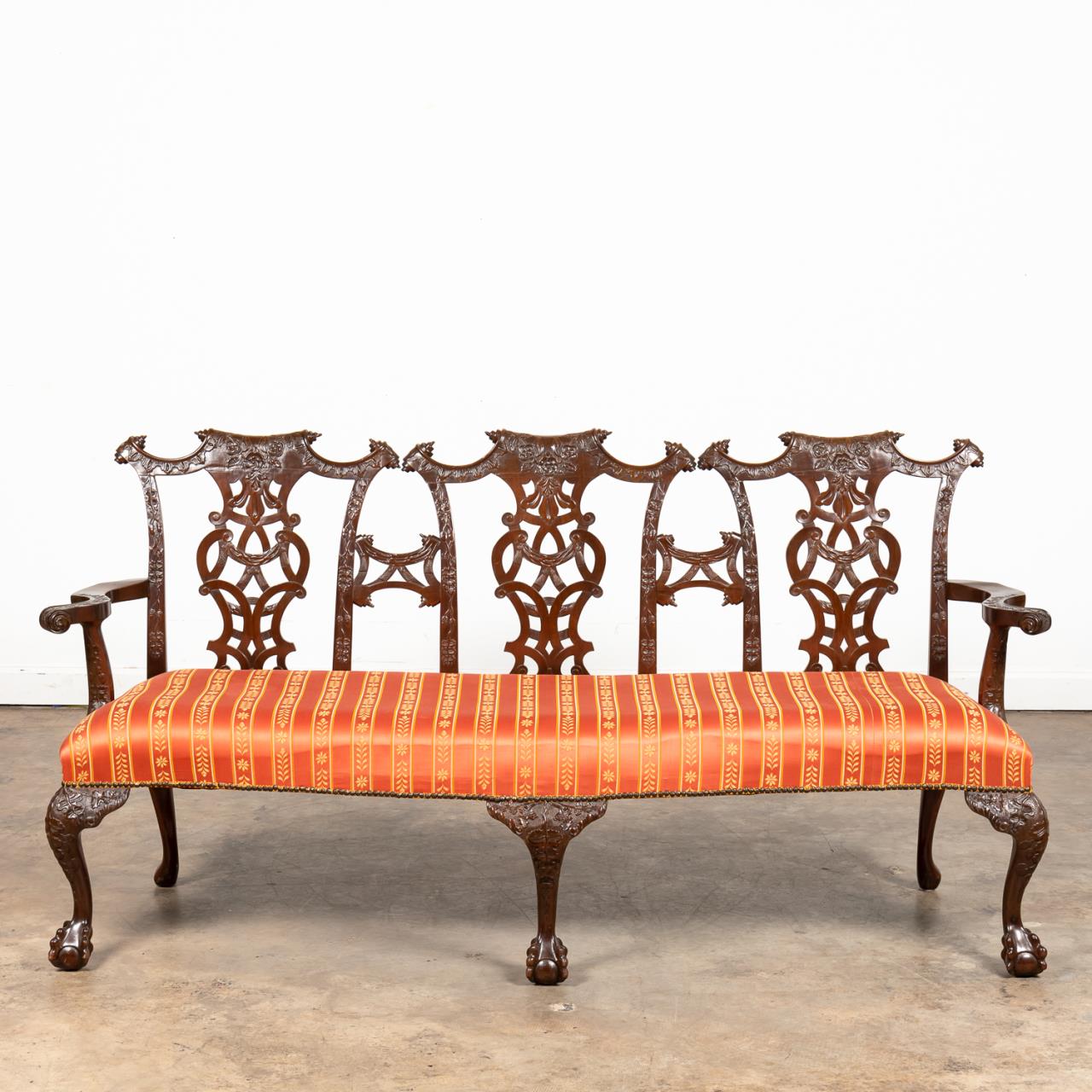 19TH C CARVED MAHOGANY CHIPPENDALE STYLE 35b1df