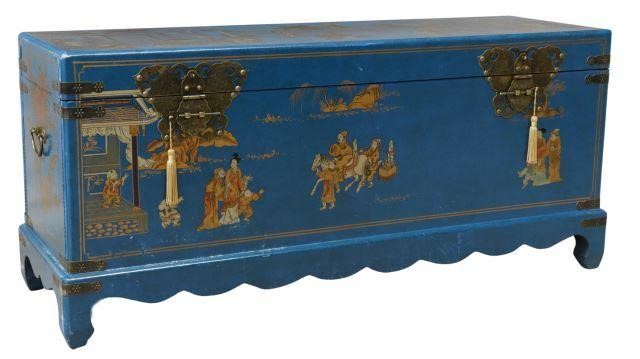 CHINESE BLUE LACQUERED STORAGE 35b3f3