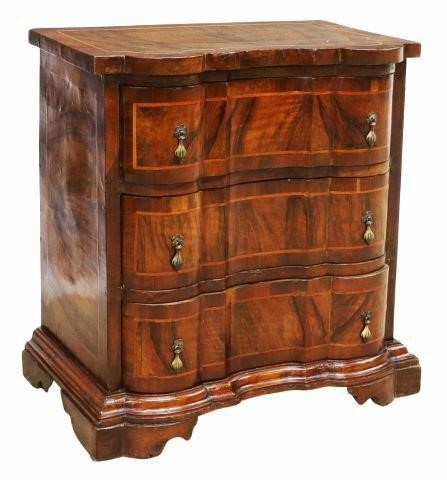 ITALIAN BURLED WALNUT THREE DRAWER 35b426