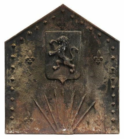 ANTIQUE FRENCH CAST IRON HERALDIC 35b5b5