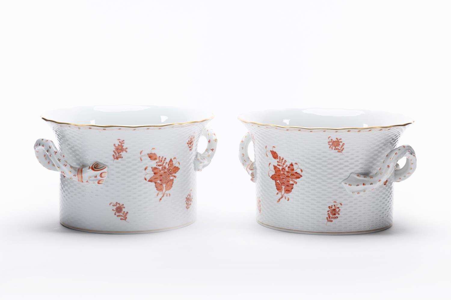 PAIR HEREND RUST CHINESE BOUQUET 35914e