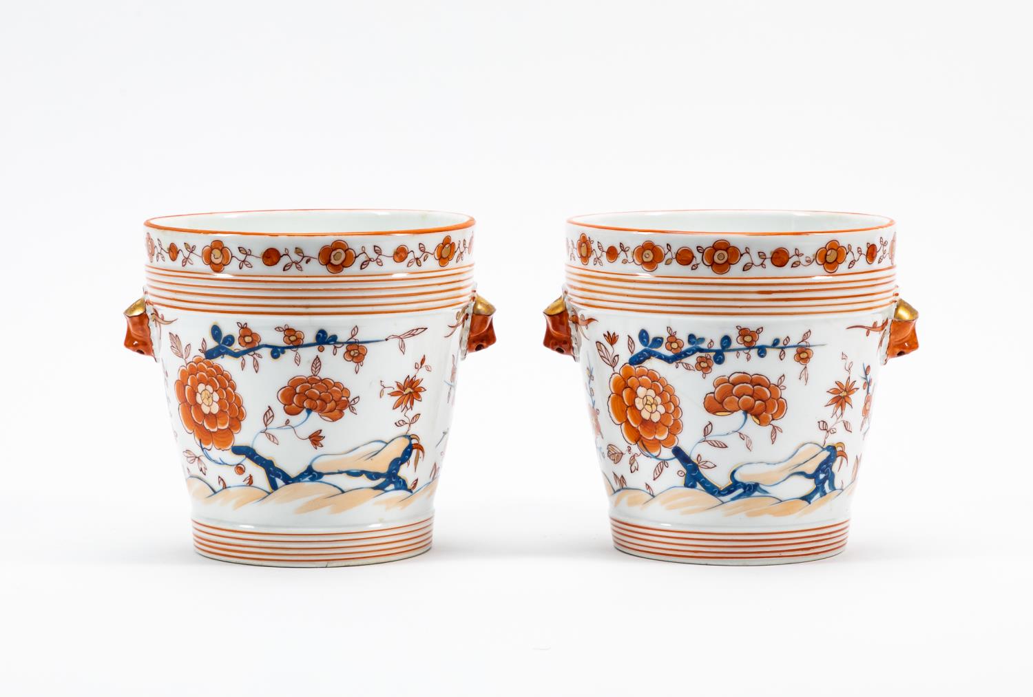 PAIR OF IMARI STYLE PORCELAIN CACHE