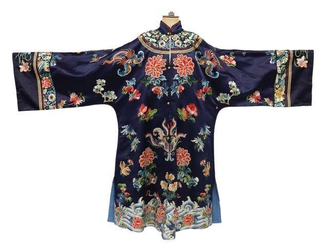 CHINESE EMBROIDERED SILK SATIN