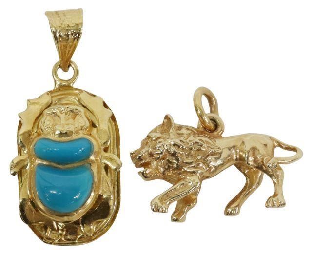  2 18KT GOLD SCARAB PENDANT  3591d6