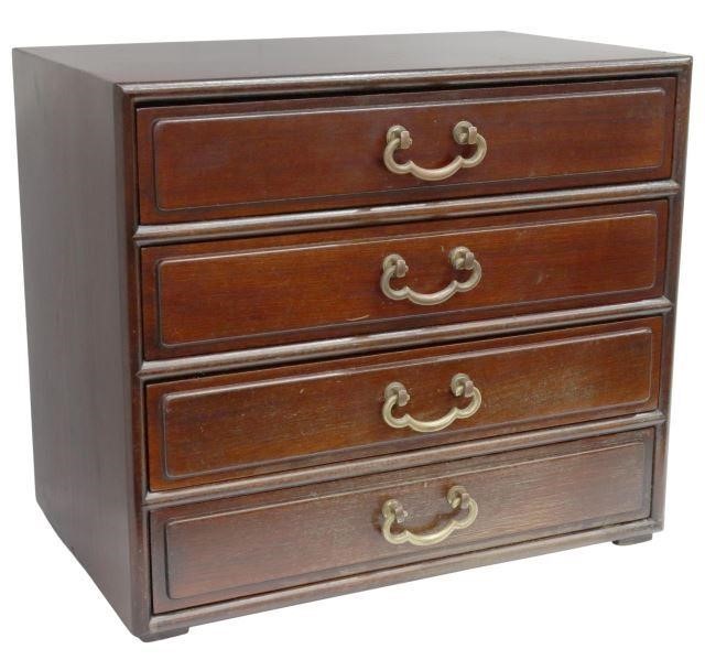 SMALL CHINESE ROSEWOOD CHEST OF