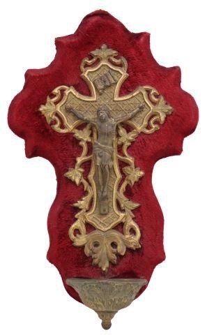 CONTINENTAL GILT METAL CRUCIFIX 3594b6