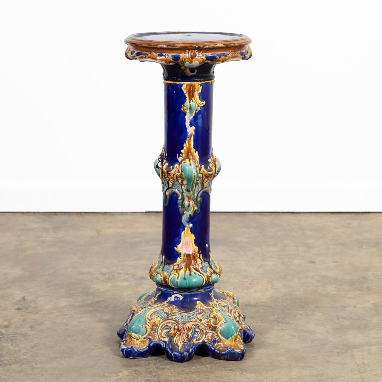 ART NOUVEAU STYLE MAJOLICA PEDESTAL 359557