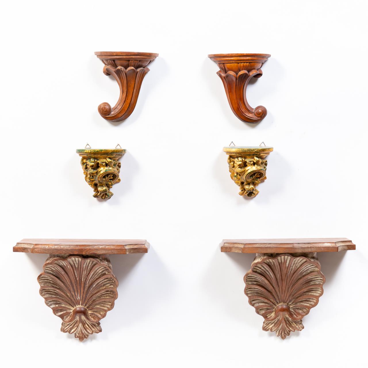 THREE PAIR CARVED ITALIAN HANGING 359576