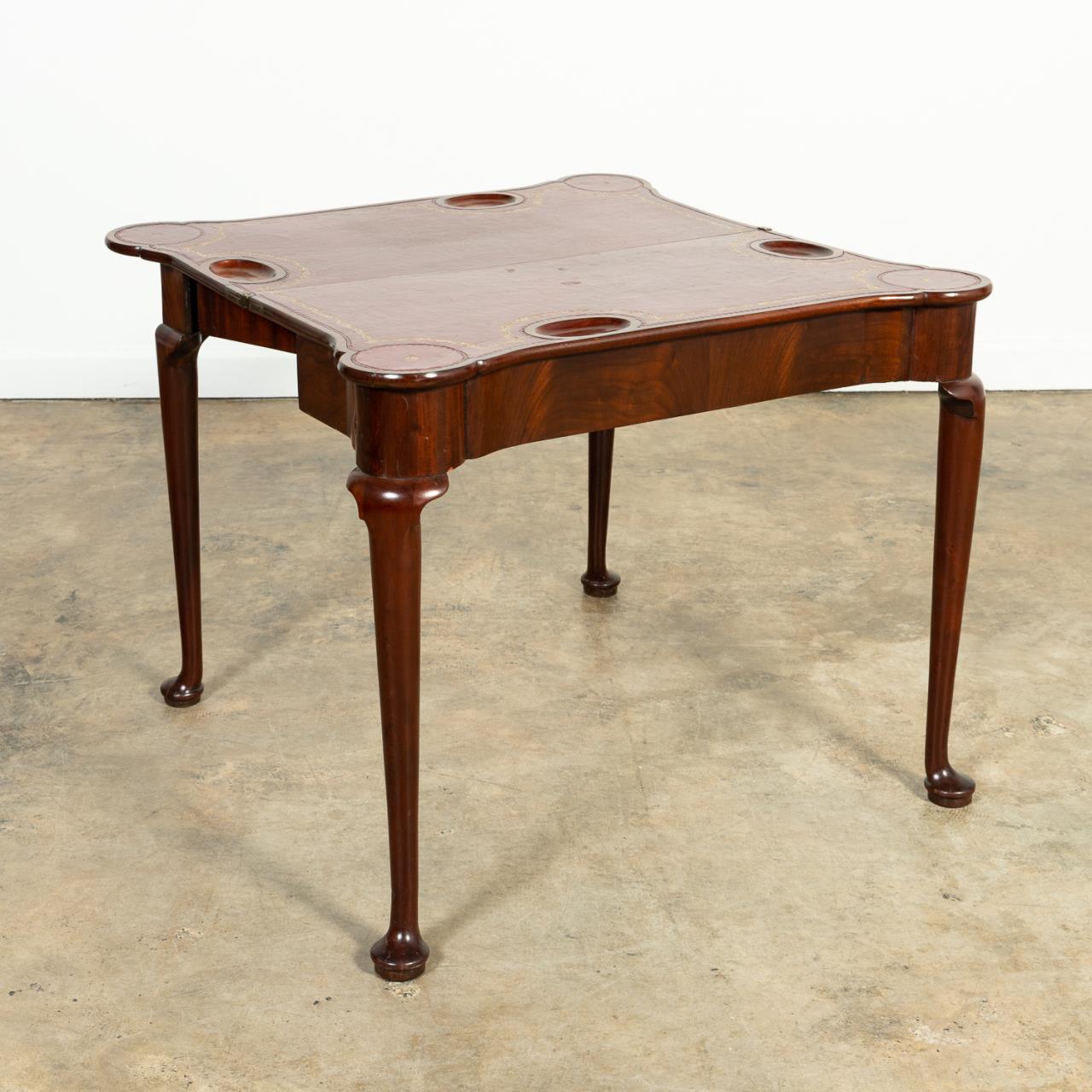 *19TH C. QUEEN ANNE-STYLE MAHOGANY