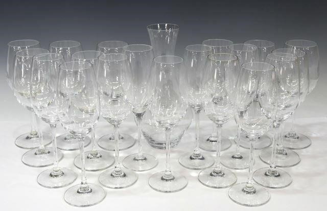  20 RIEDEL GLASS WINE STEMWARE 359959