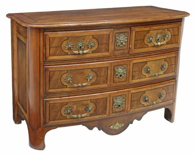 FRENCH LOUIS XIV STYLE WALNUT COMMODEFrench 3599a5