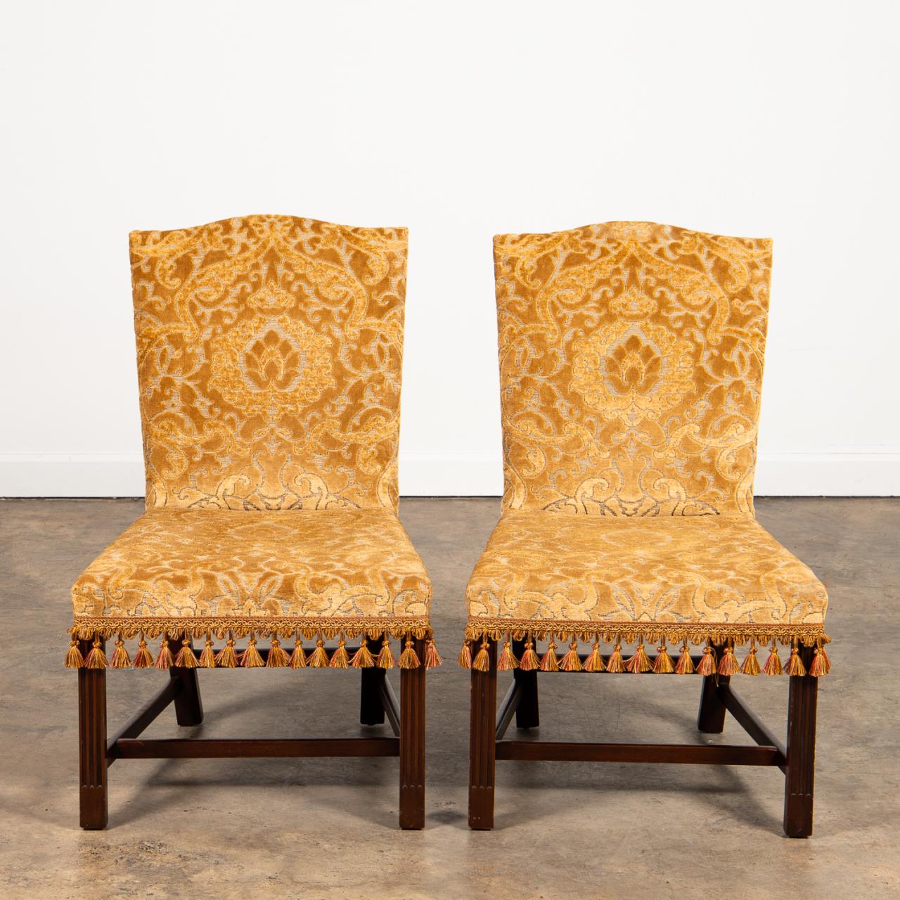 PAIR CHIPPENDALE STYLE UPHOLSTERED 359ae9