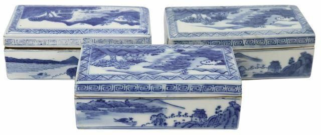  3 CHINESE BLUE WHITE PORCELAIN 359b18