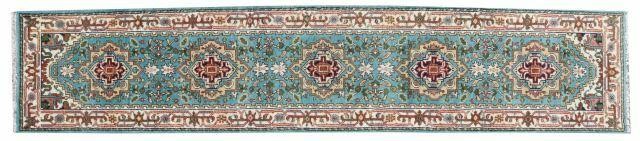 HAND TIED PERSIAN SERAPI RUNNER  359c79