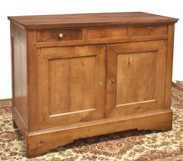 FRENCH LOUIS PHILIPPE PERIOD WALNUT 35c6d5