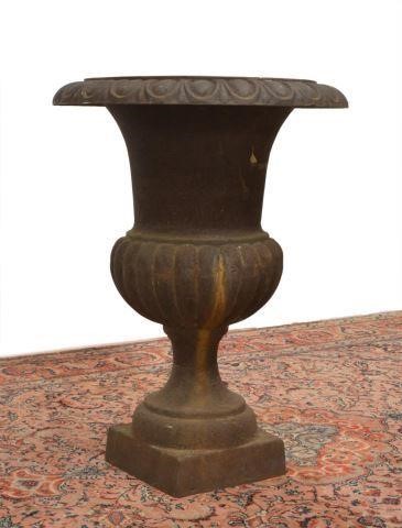 CAST IRON CAMPAGNA FORM GARDEN