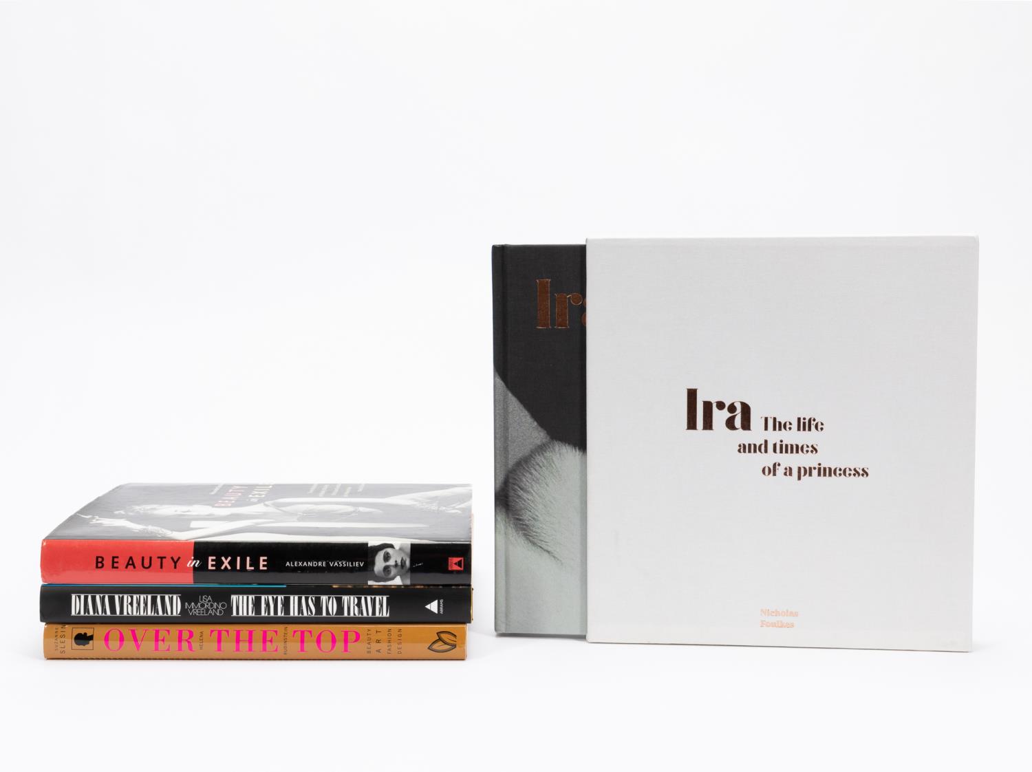 FOUR COFFEE TABLE BOOKS ON DESIGN 35c7ac