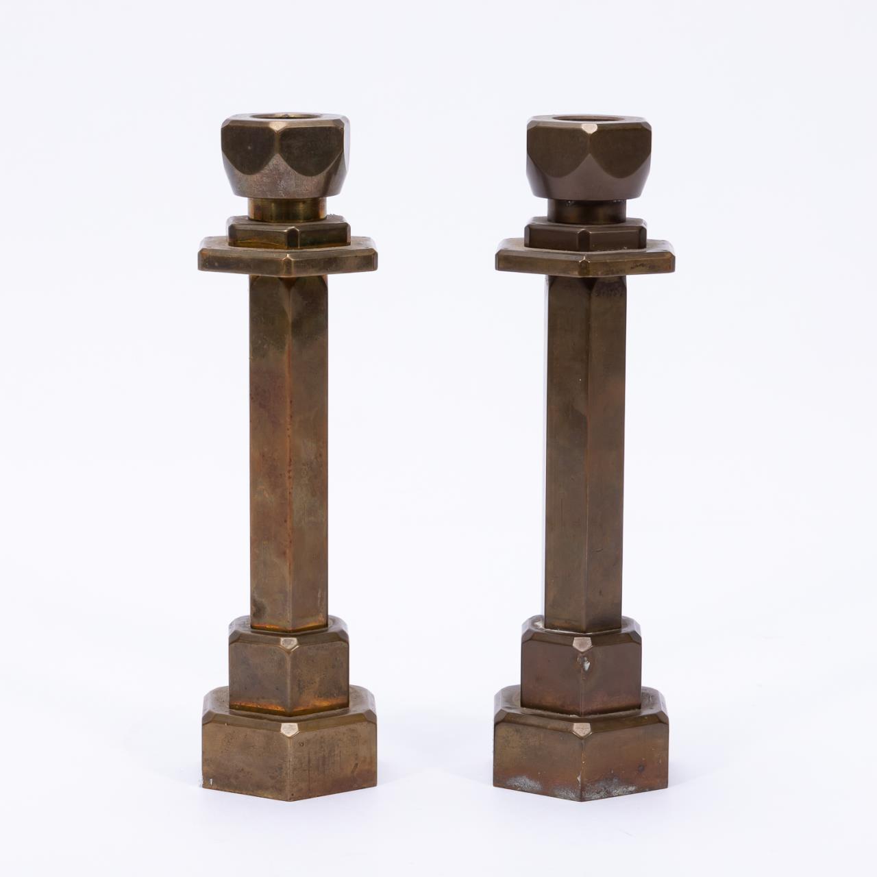 PAIR BRONZE ARTS CRAFTS STYLE 35c899