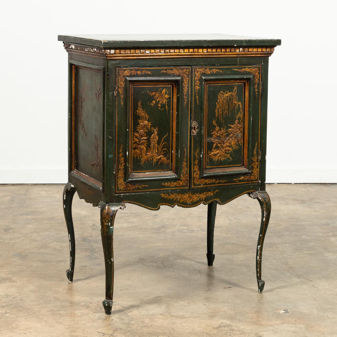 GREEN JAPANNED CHINOISERIE TWO DOOR 35c973