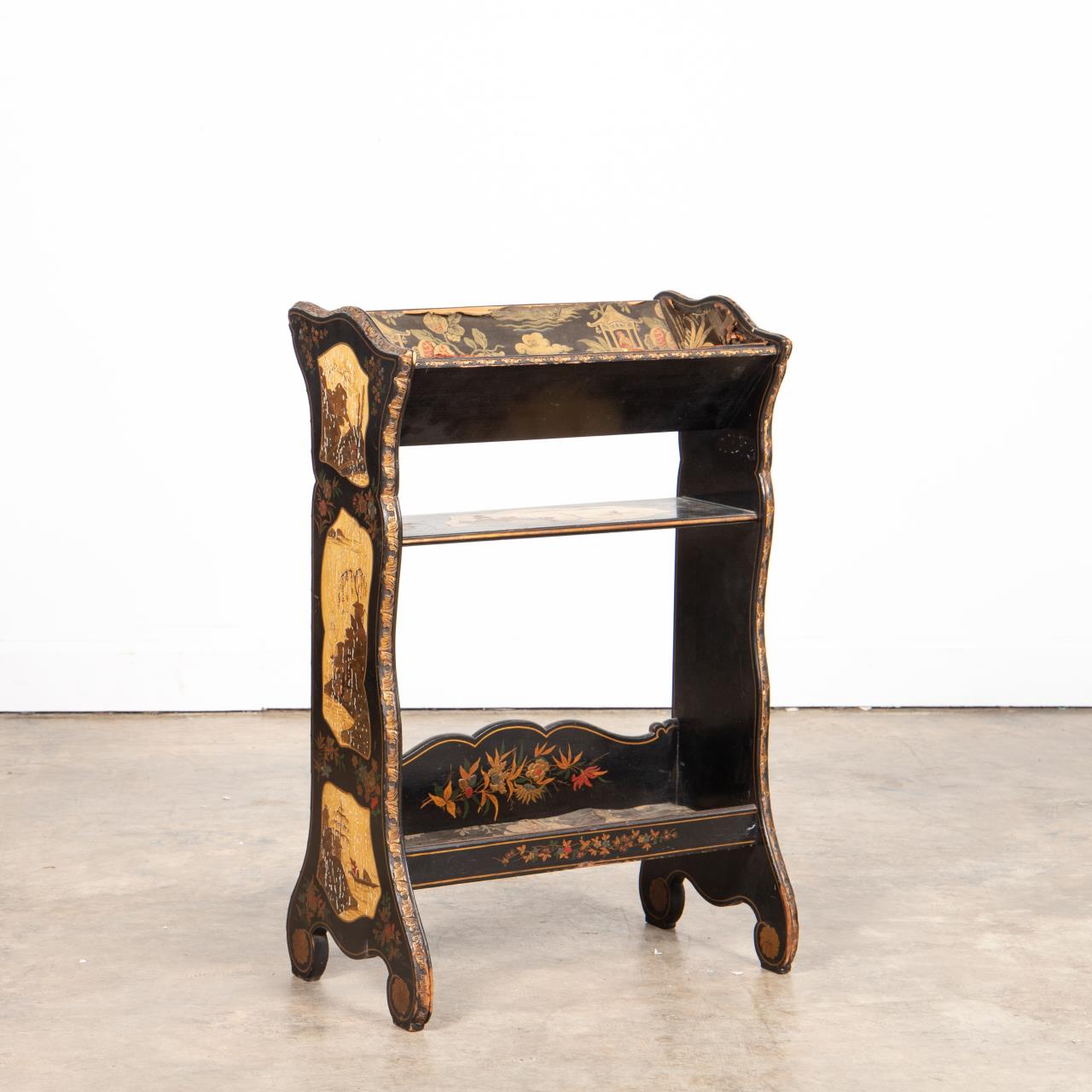19TH C. FRENCH LACQUERED CHINOISERIE