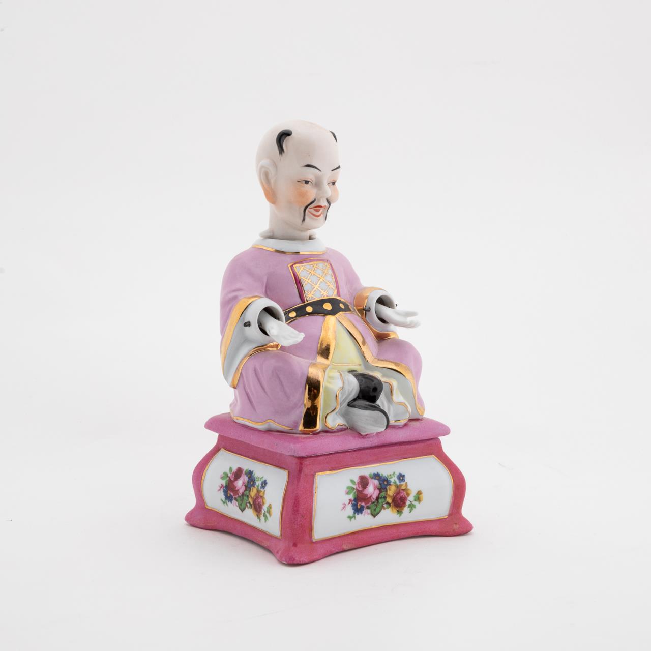 FIGURAL CHINOISERIE PINK PORCELAIN 35c98f