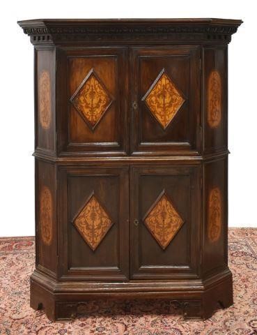 ITALIAN WALNUT MARQUETRY CORNER 35cb8f