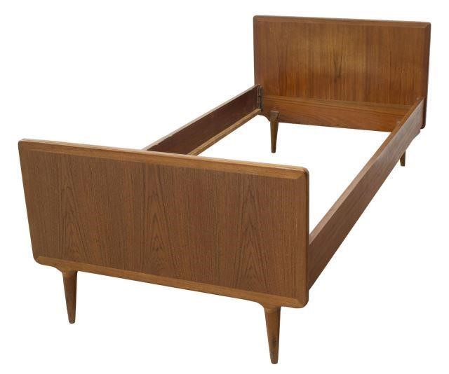 DANISH MID CENTURY MODERN TEAK 35ccbe