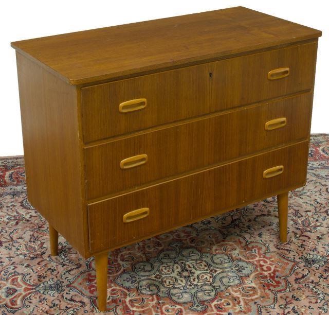 DANISH MID-CENTURY MODERN TEAK