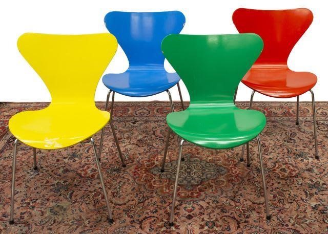 (4) ARNE JACOBSEN FOR FRITZ HANSEN SERIES