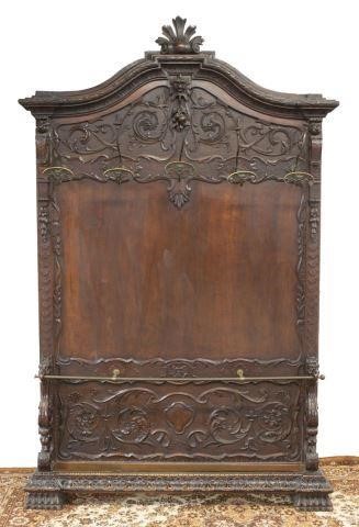 ITALIAN RENAISSANCE REVIVAL WELL CARVED 35d13a