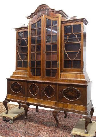 LARGE QUEEN ANNE STYLE MAHOGANY
