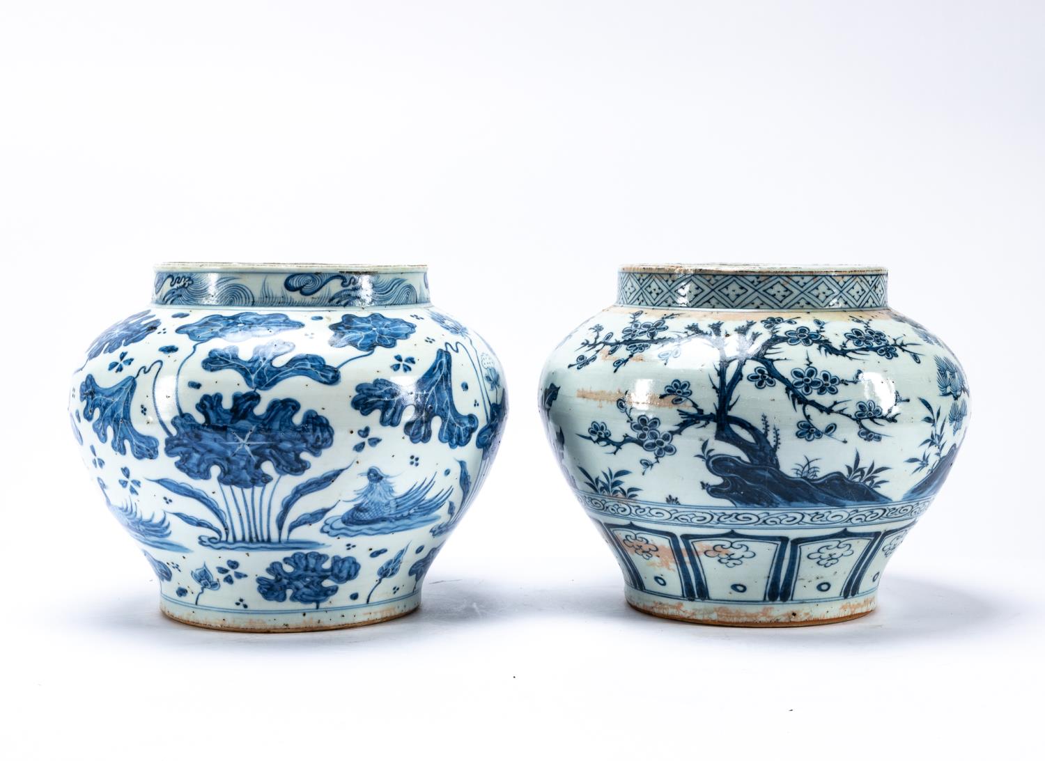 TWO CHINESE SIMILAR BLUE WHITE 35d2b8