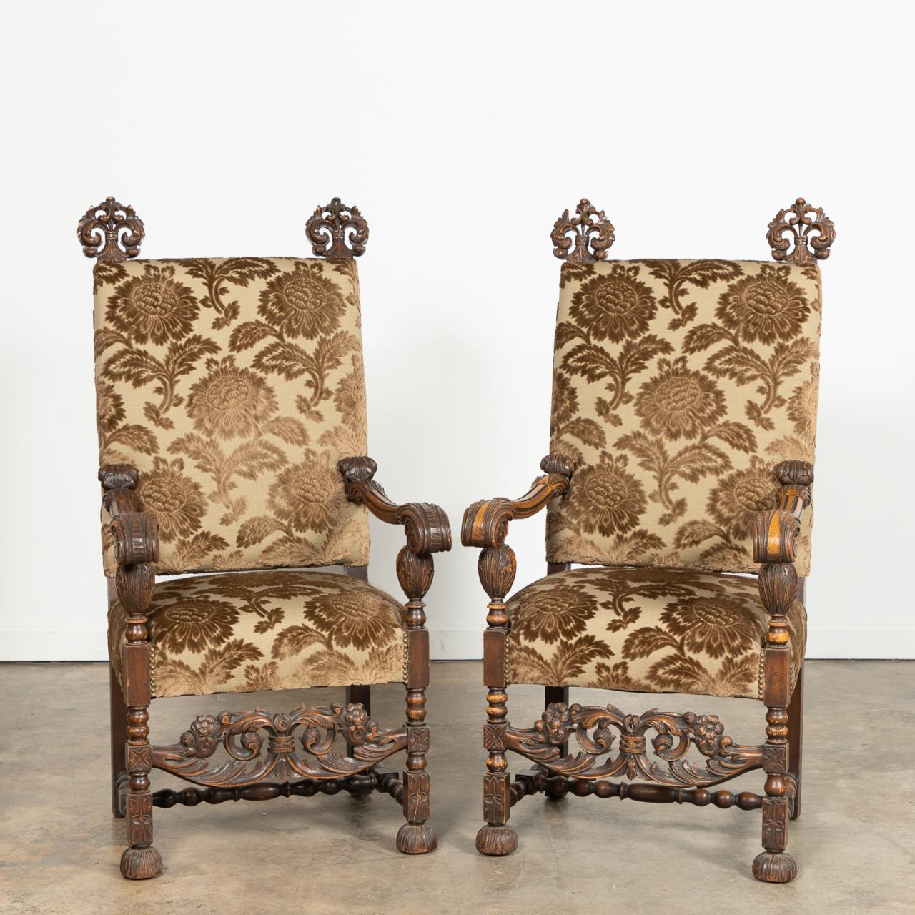 PAIR, 20TH C. CARVED BAROQUE STYLE