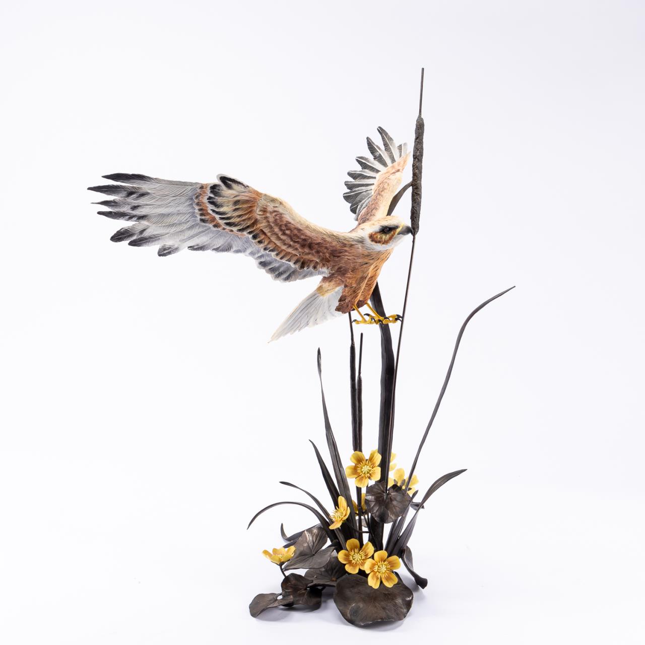 BOEHM PORCELAIN MARSH HARRIER WITH 35d487